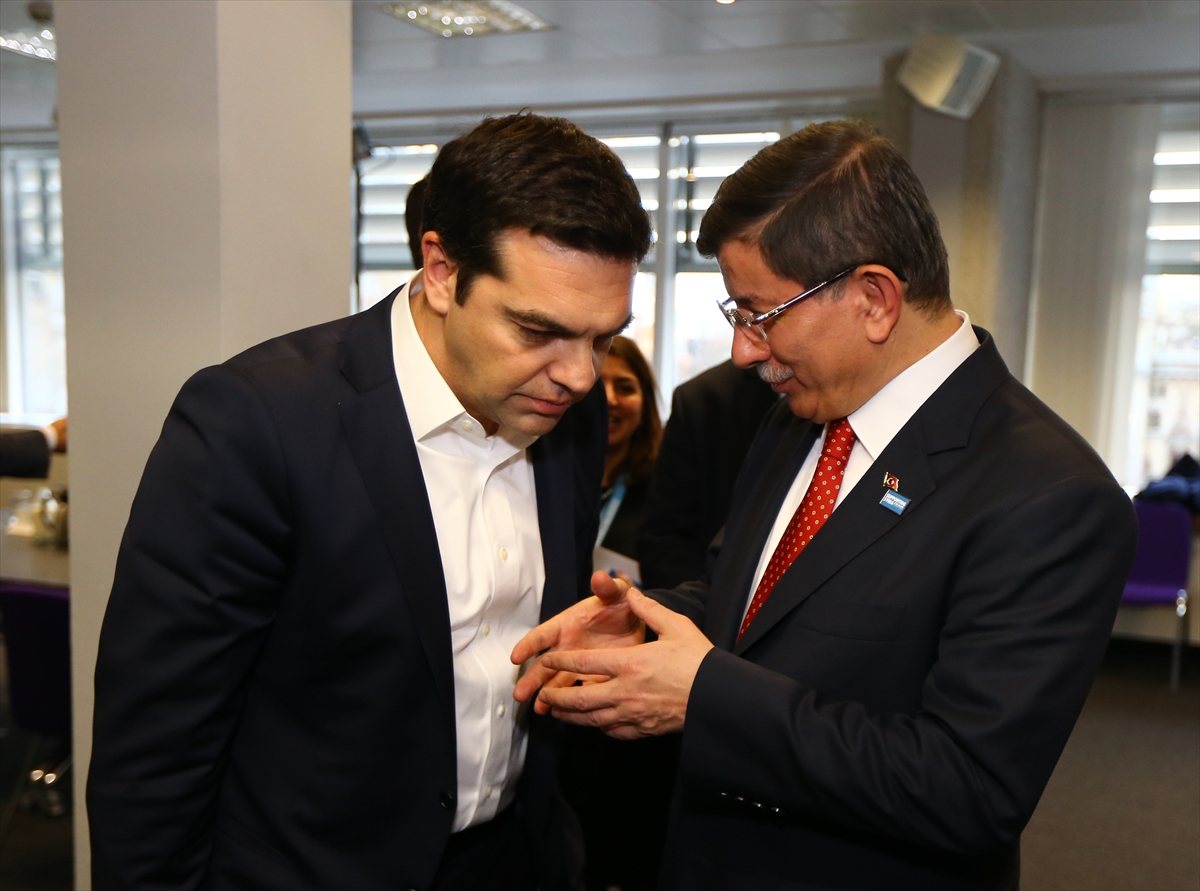 'Türkiye sınırına bir günde 10 bin sığınmacı geldi'