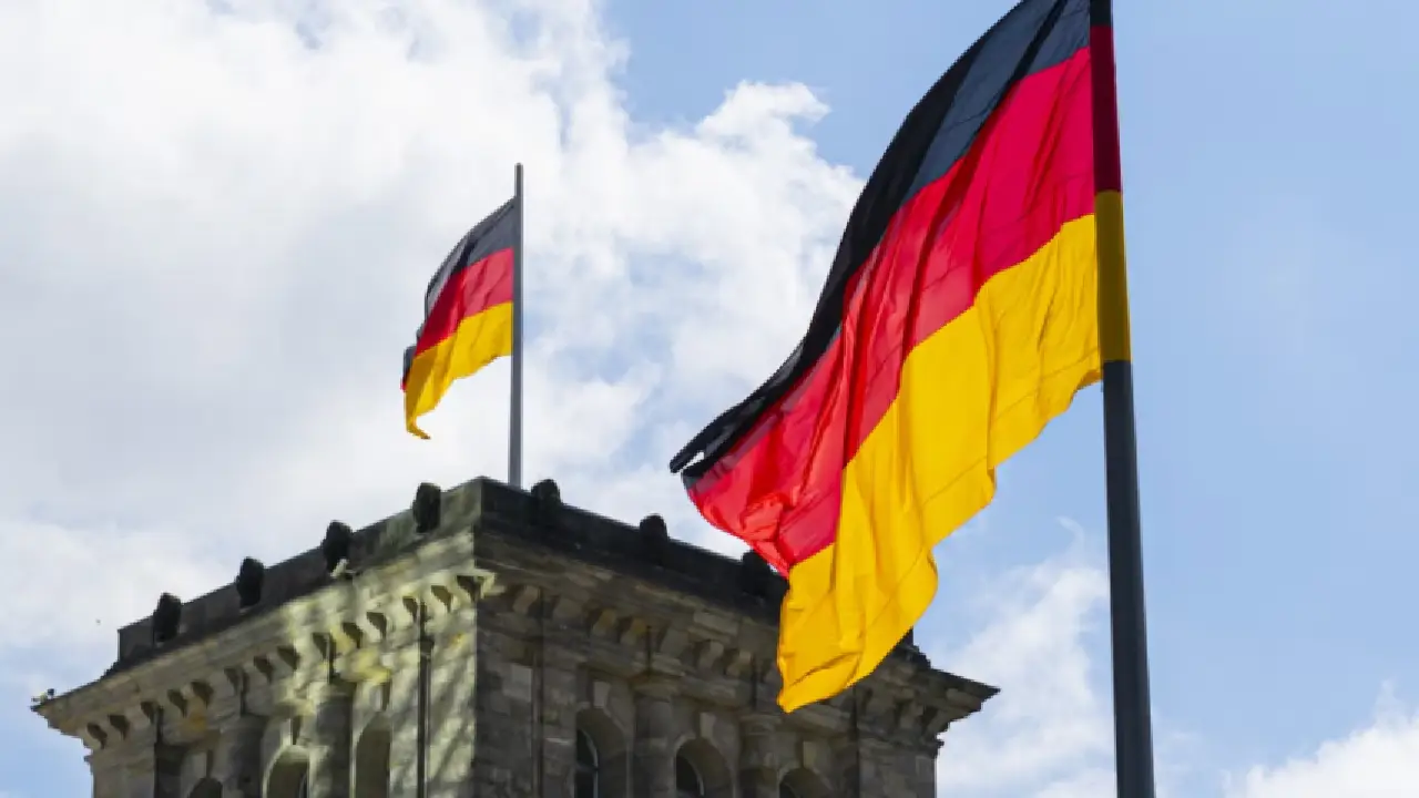 Ekonomistlerin taleplerine rağmen Alman Bakandan “yürürlüğe girmeyecek” kararı