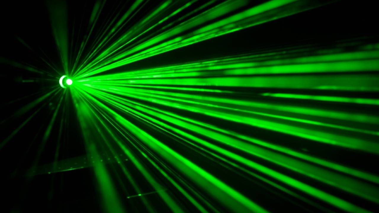 Alman polis helikopterine lazer saldırısı