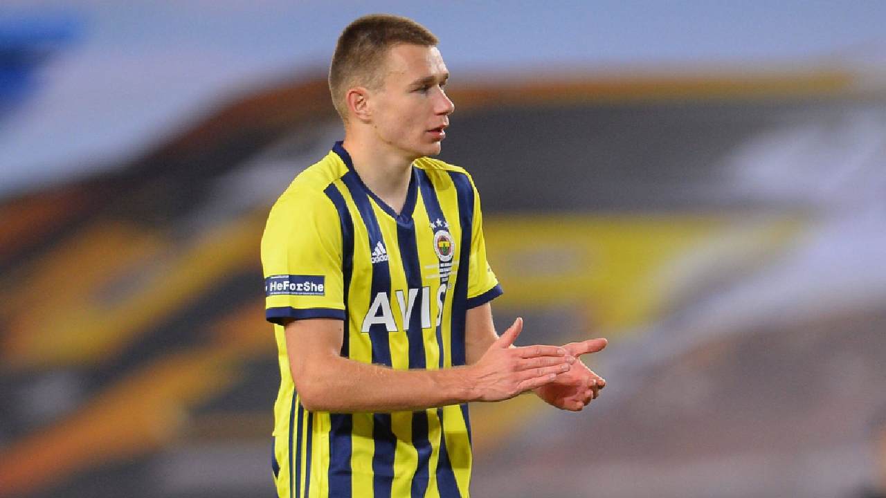 Freiburg, Fenerbahçe'nin eski oyuncusunu kiraladı
