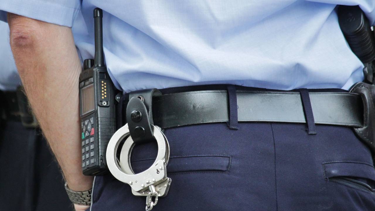 Alman polisi uyanık davrandı, kaçak Türk geri gönderildi: Parmak izi kontrolü gerçeği ortaya çıkardı