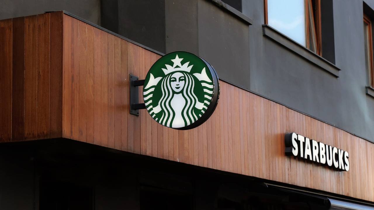Ulm Starbucks şubesinde çok sayıda kişi rehin alındı