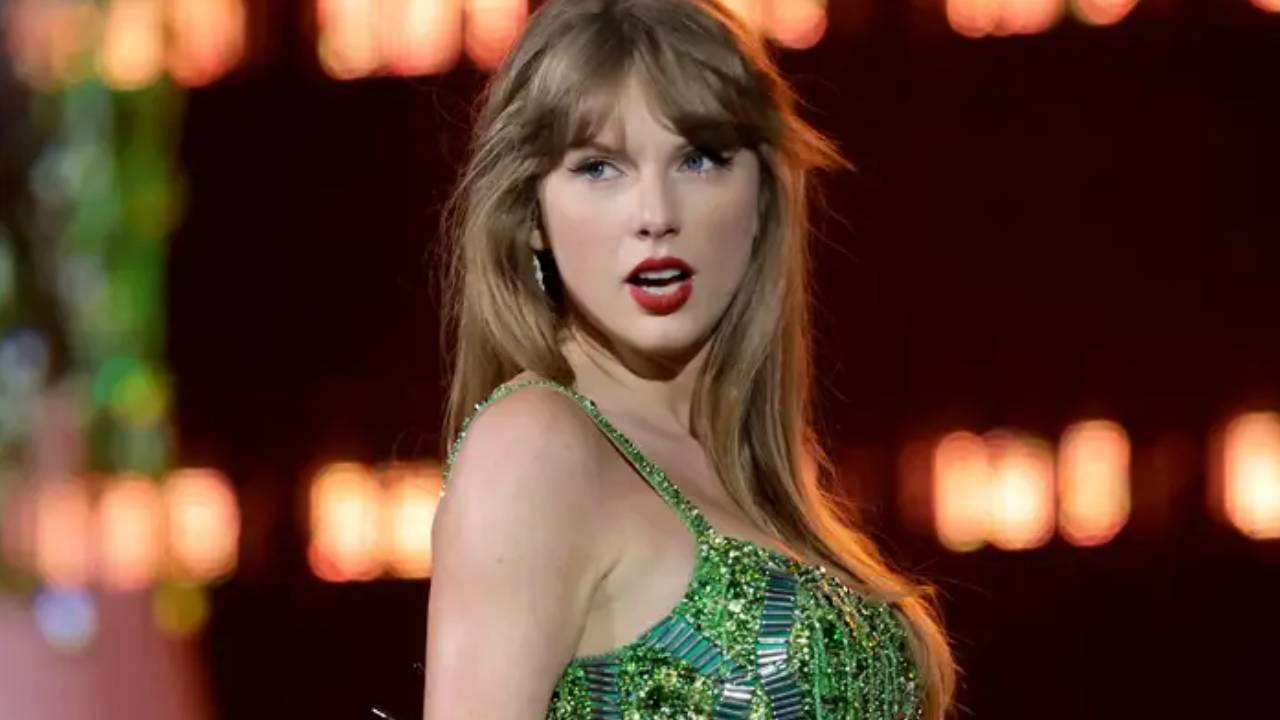 "Müstehcen fotoğraf" iddiası ABD'yi karıştırdı: Pop yıldızı Taylor Swift'e "kumpas" siyasetin gündemine
