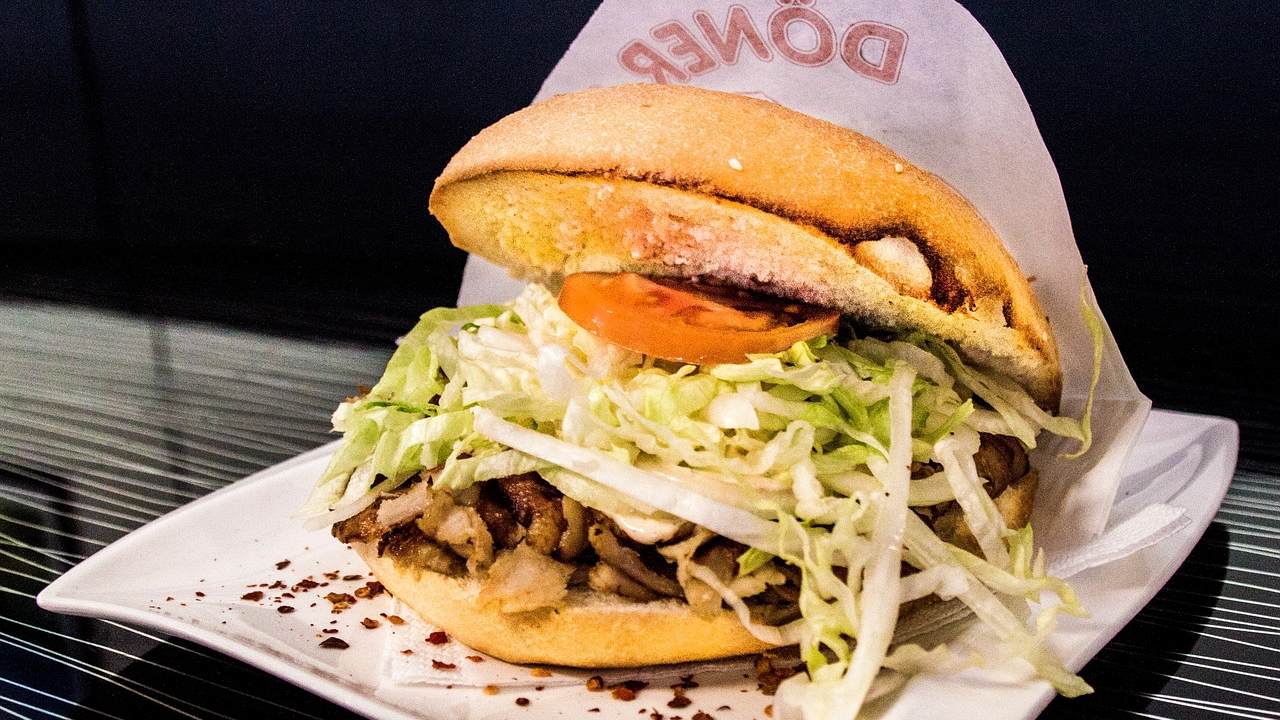 Edeka ve Rewe raflarında olacak: Dondurulmuş döner geliyor...
