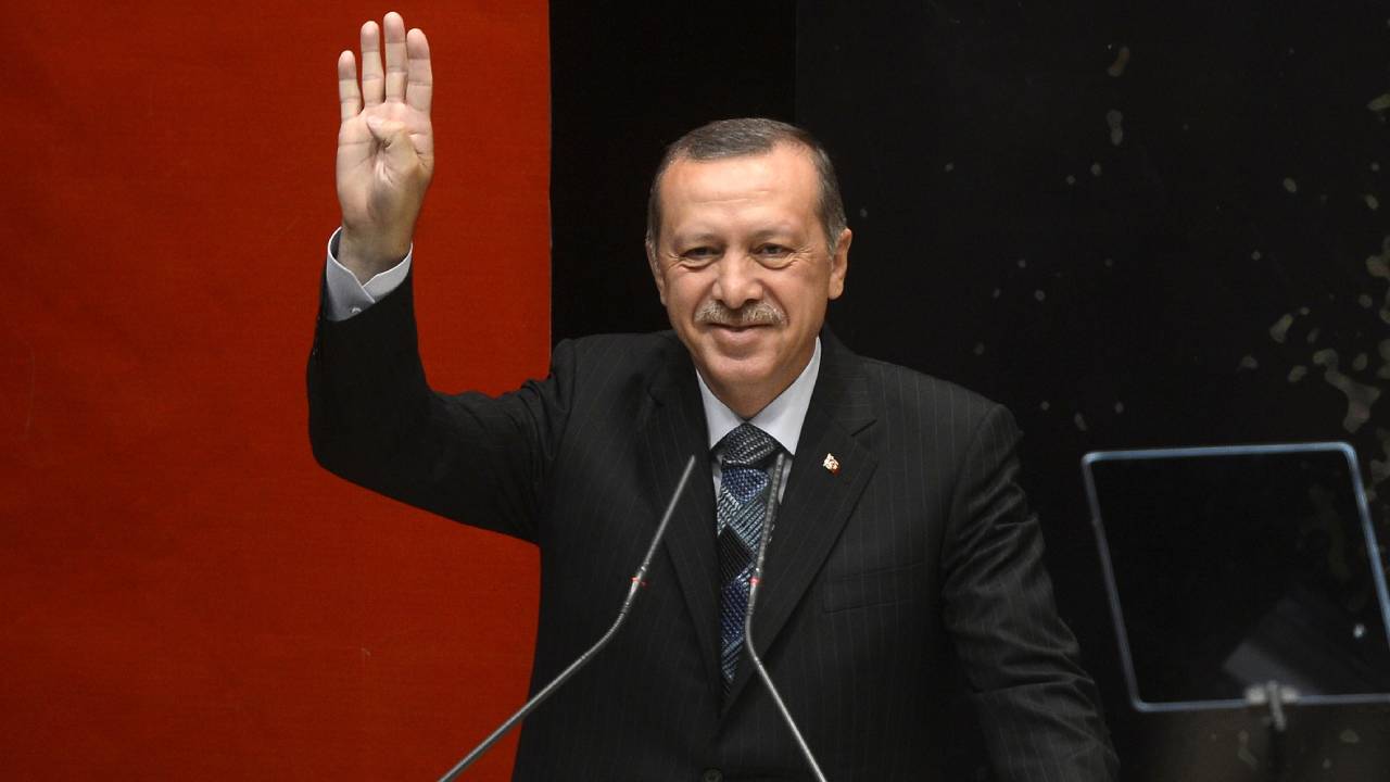 Almanya'da kurulan Türk partisine ilk muhalefet Türklerden geldi: "Erdoğan'a ihtiyacımız yok" dediler
