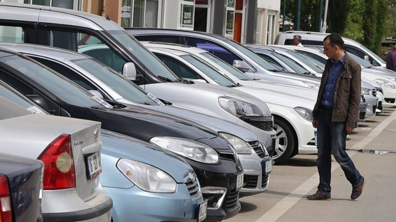 Sosyal medya Türkiye'den gelen adamı konuşuyor: Almanya'ya yeni geldim, 1 ay çalışsam 8 araba alabilirim