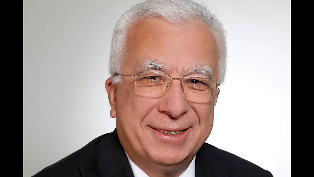 Almanya'da Türk toplumunun ve basınının acı günü: Işıklar içinde uyu Mehmet Canbolat...
