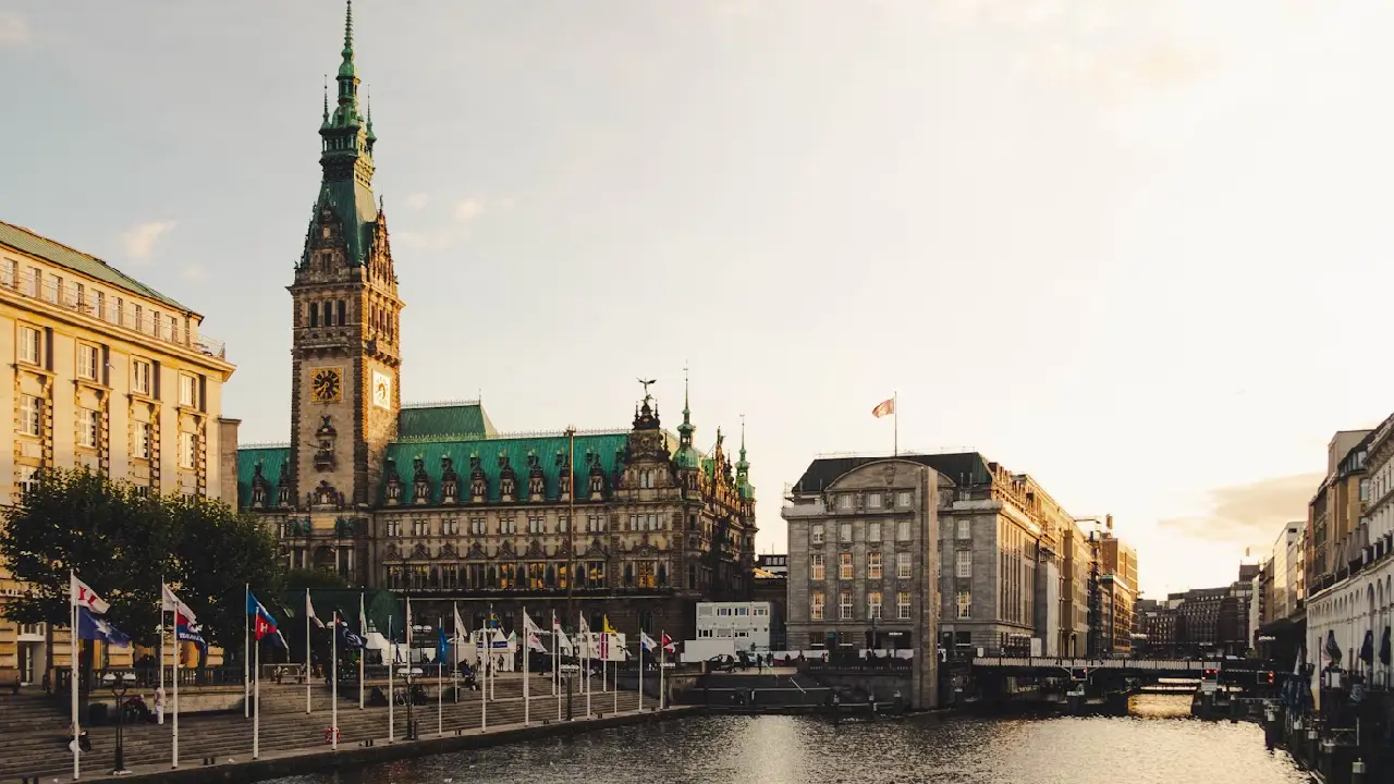 Hamburg'da turizm patlaması: Rekor sayıda turist