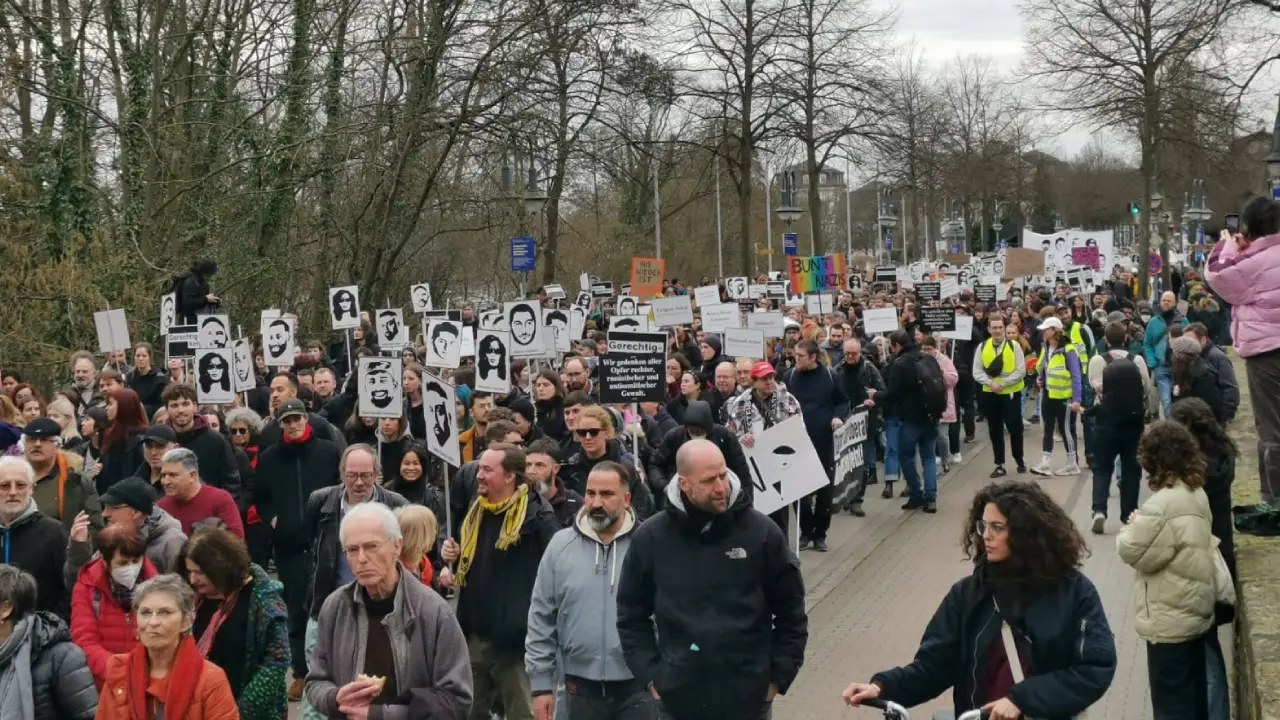Hanau katliamının yıl dönümünde sokaklar doldu taştı: "Sizi unutmayacağız"