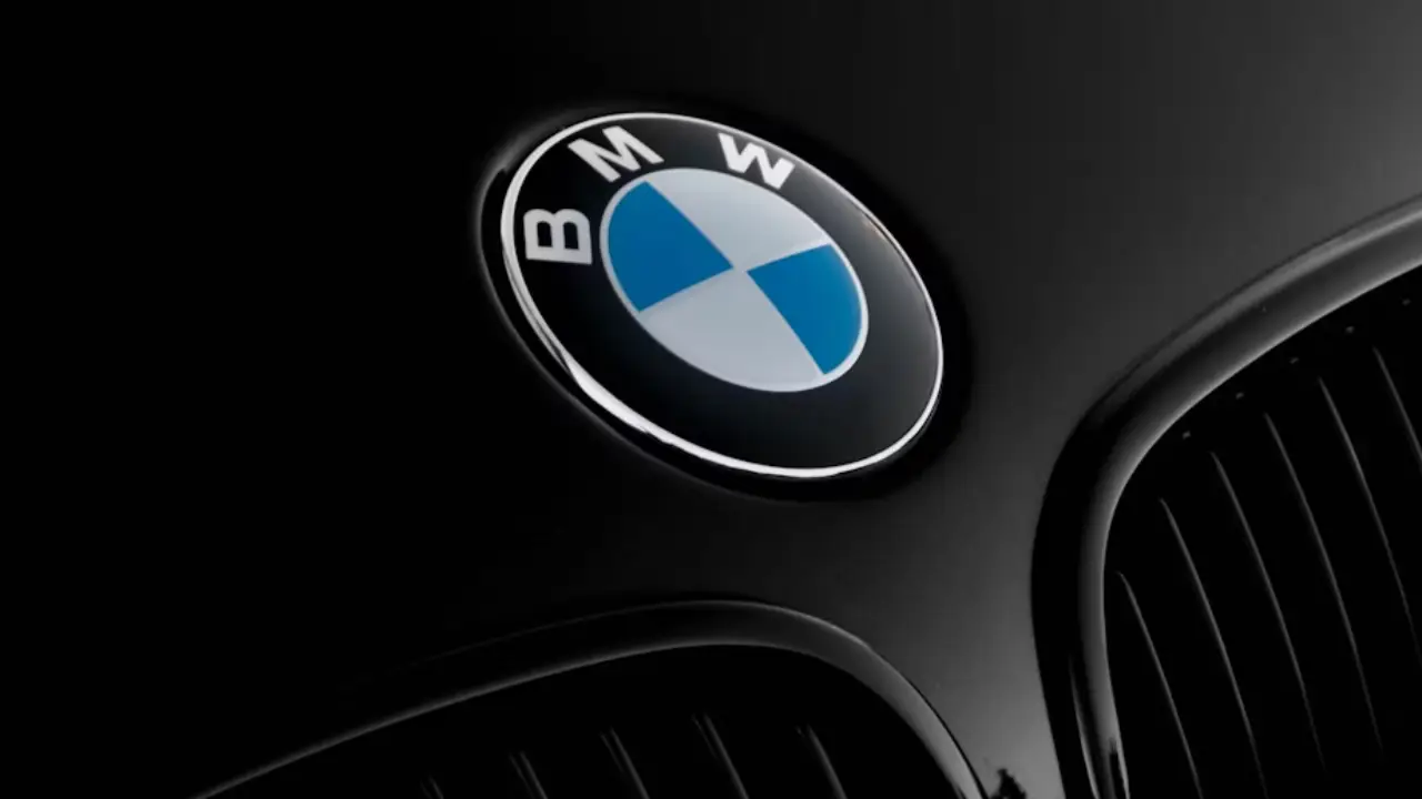 Otomotiv sektöründe alarm: Volkswagen ve BMW yüz binlerce aracı geri çağırıyor!