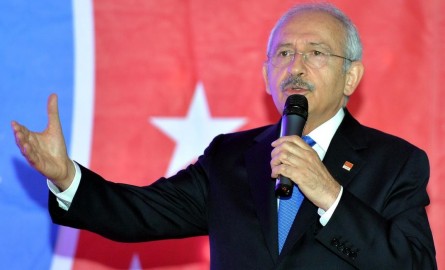 ‘Milletvekillerinin dokunulmazlıklarını kaldıralım’