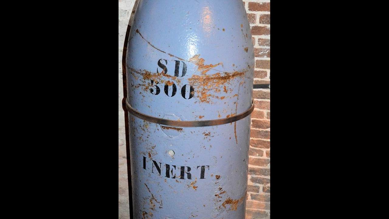 Hanau'da 100 kiloluk 2 bomba bulundu: Binlerce kişi evini terk etmek zorunda kaldı