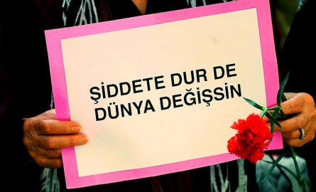 Kadının en önemli sorunu ‘şiddet’