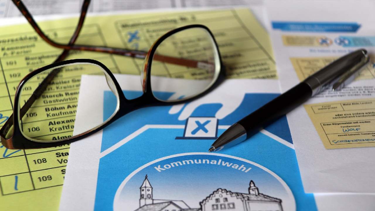 Almanya'da seçim görevlileri aranıyor: Görevli olanlara ikramiye verilecek