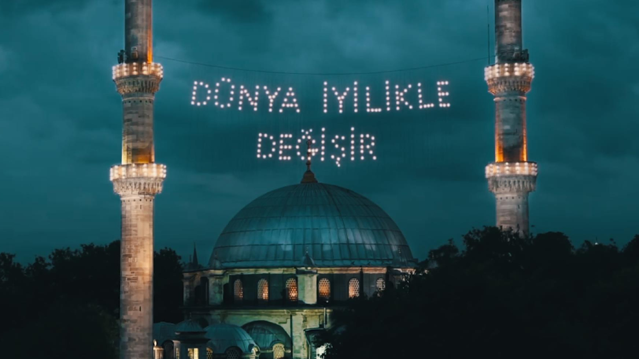 Almanya'da bir ilk: Ramazan ayı boyunca kamusal alanlar süslenecek