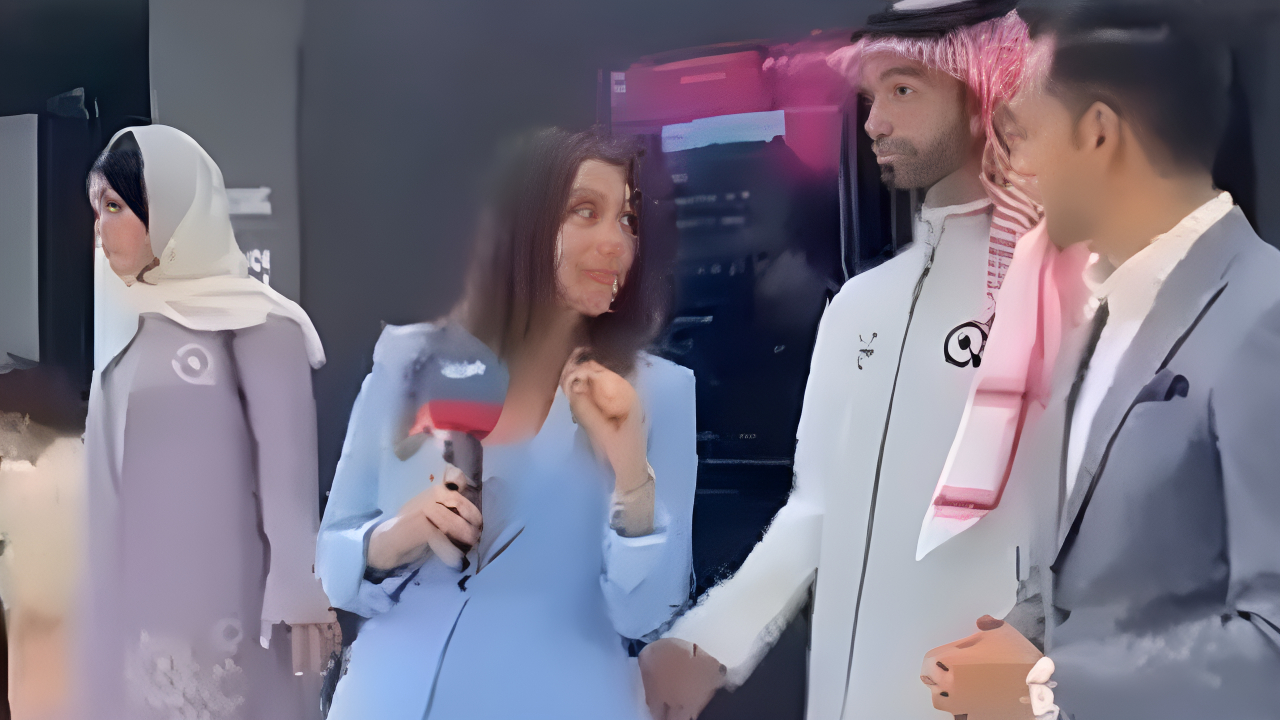 Suudi robot, Lübnanlı gazeteciyi taciz etti