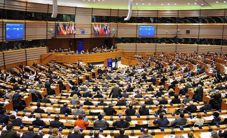 ‘Türkiye, AB ile tarihi fırsatı heba ediyor’