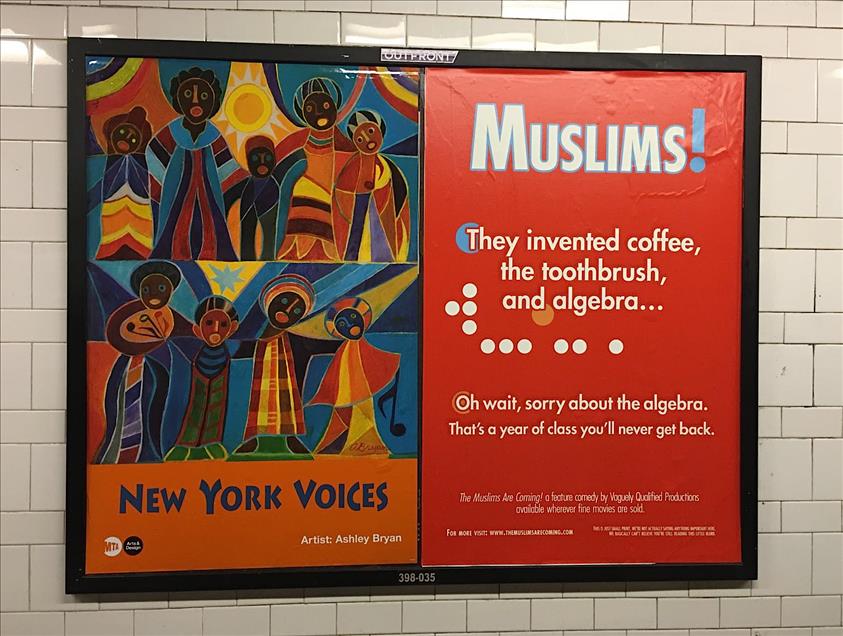 İslamofobi karşıtı afişler New York metrosunda