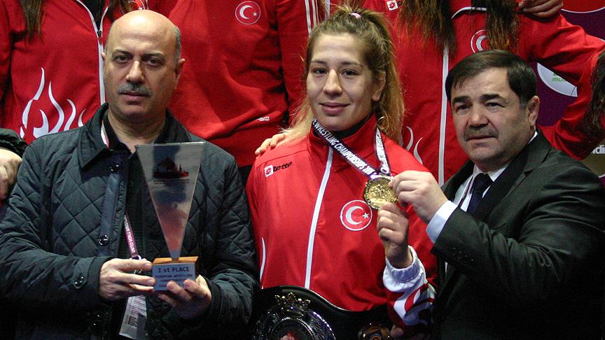 Minderde tarih yazdılar