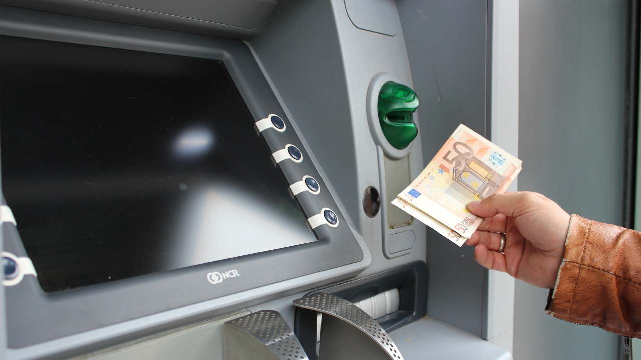 ATM bombacısına on binlerce Euroluk ceza