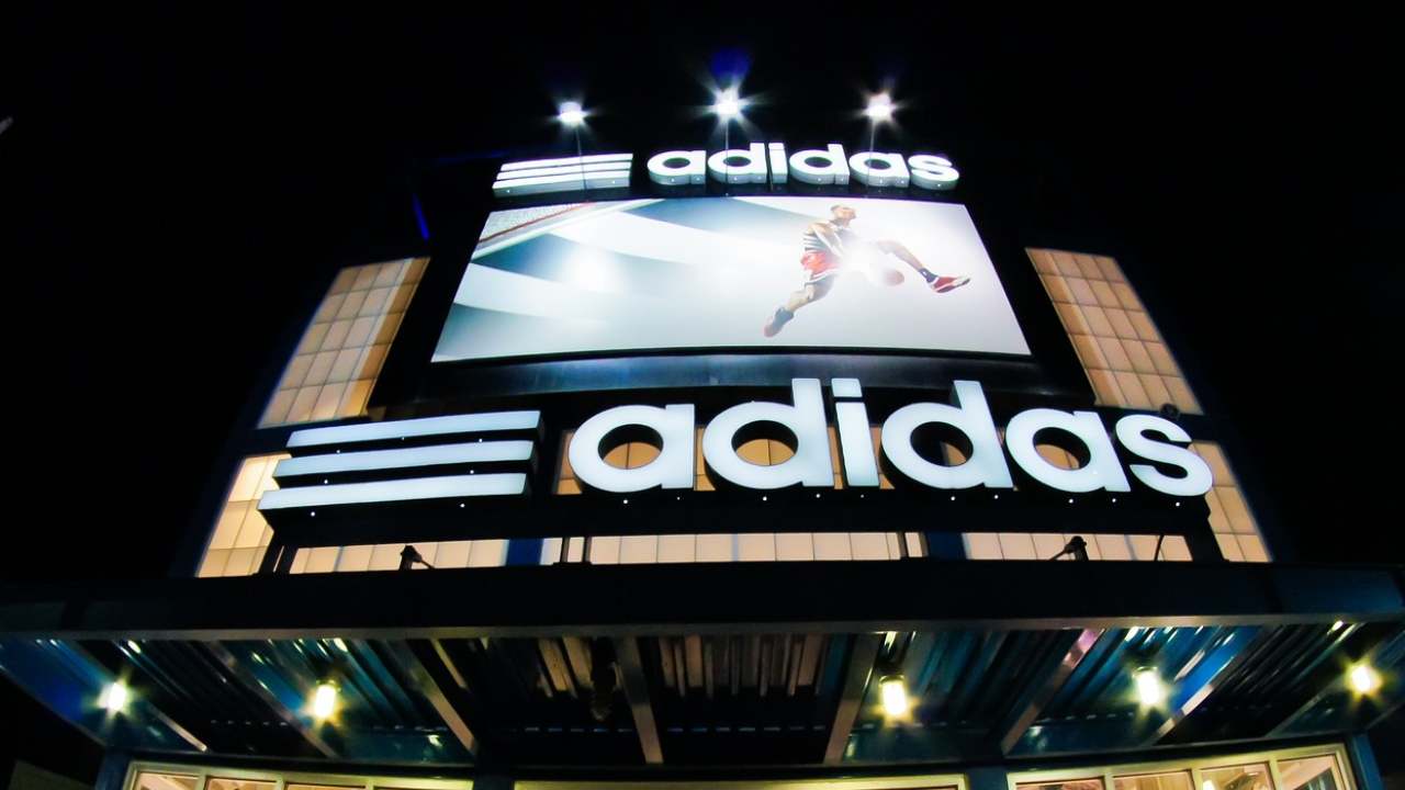 Adidas'tan Nike'a taklit davası: Hedefli bir saldırı