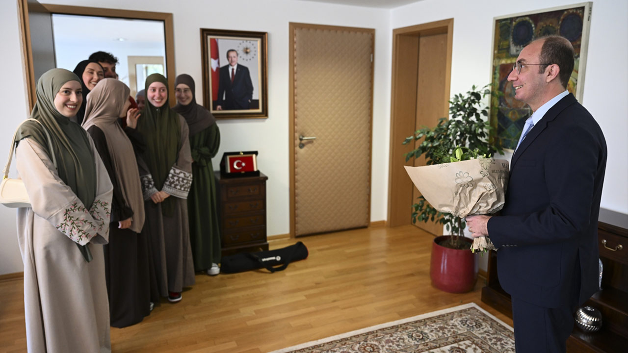 Almanya'daki Türk altızlardan Başkonsolos’a ziyaret