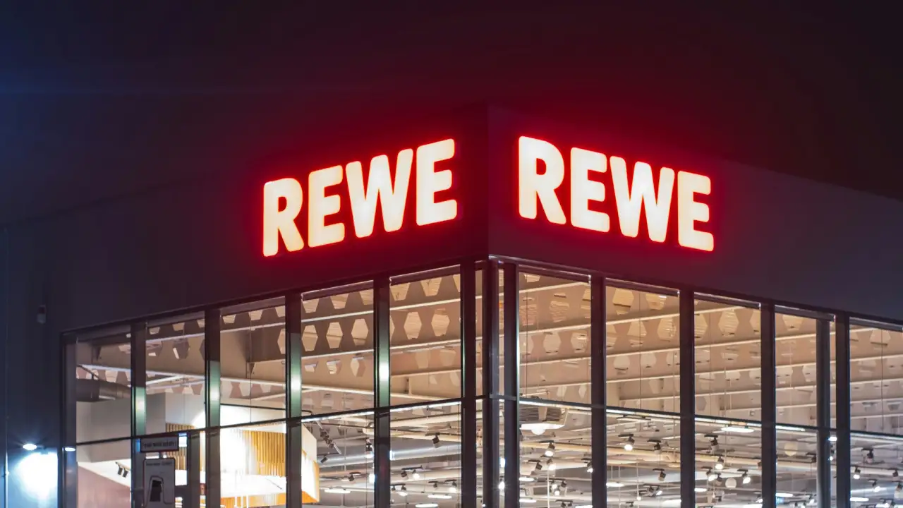 REWE'de satılan sosisi alanları uyardılar: Zehirlenmeye yol açabilir