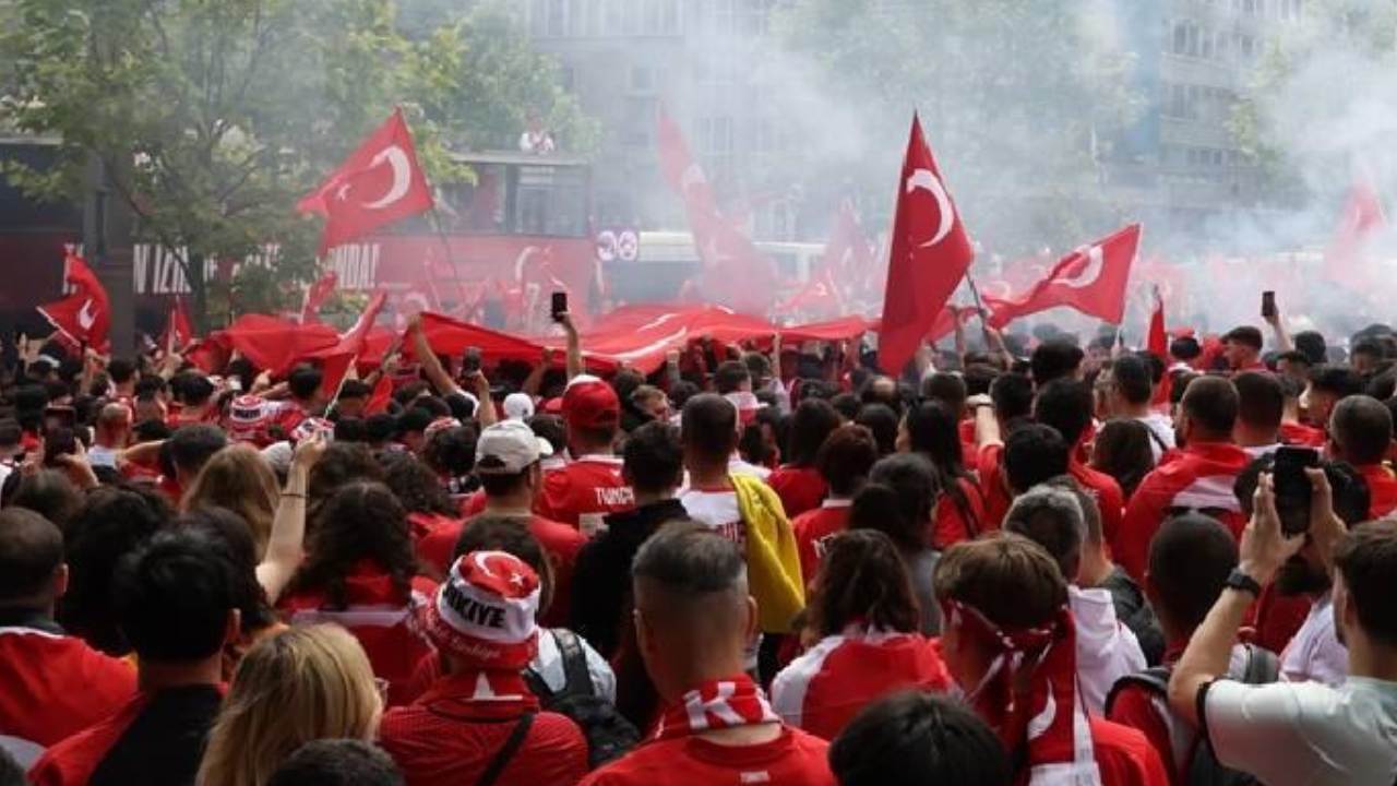 Güzel oyun, iyi mücadele ama kötü sonuç: Türkiye Avrupa Şampiyonası'na veda etti