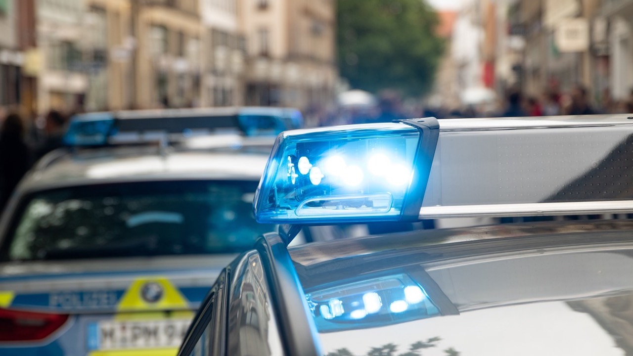 Leipzig'de Bakan Pistorius'in de olduğu etkinlik karıştı: Protestolarla yarıda kesildi