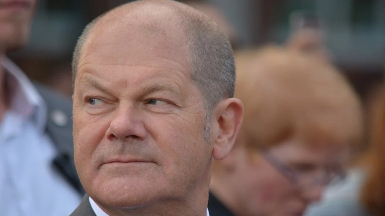 Scholz ABD füzesinden vazgeçmek için şartını açıkladı