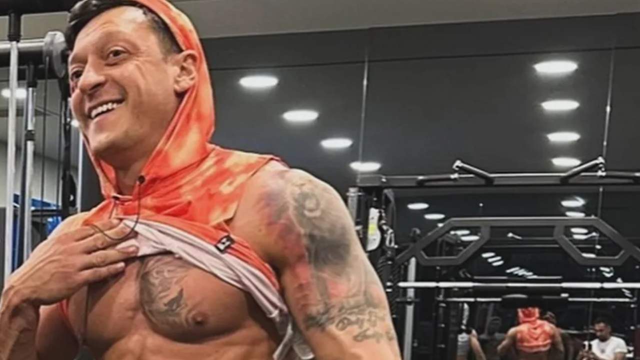 Özil'in paylaşımı Almanları kızdırdı: "Başarısız entegrasyonun en iyi örneği"
