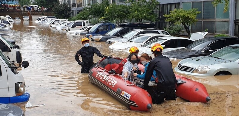 Kuzey Kore'de sel felaketi: Ölü sayısı 1000'i geçti