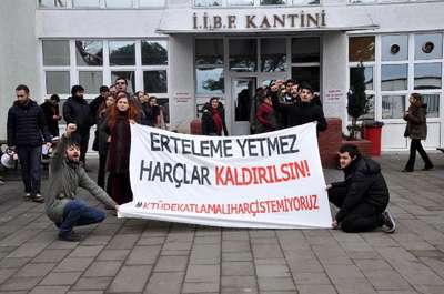 KTÜ’lü öğrencilerden 'harç' protestosu