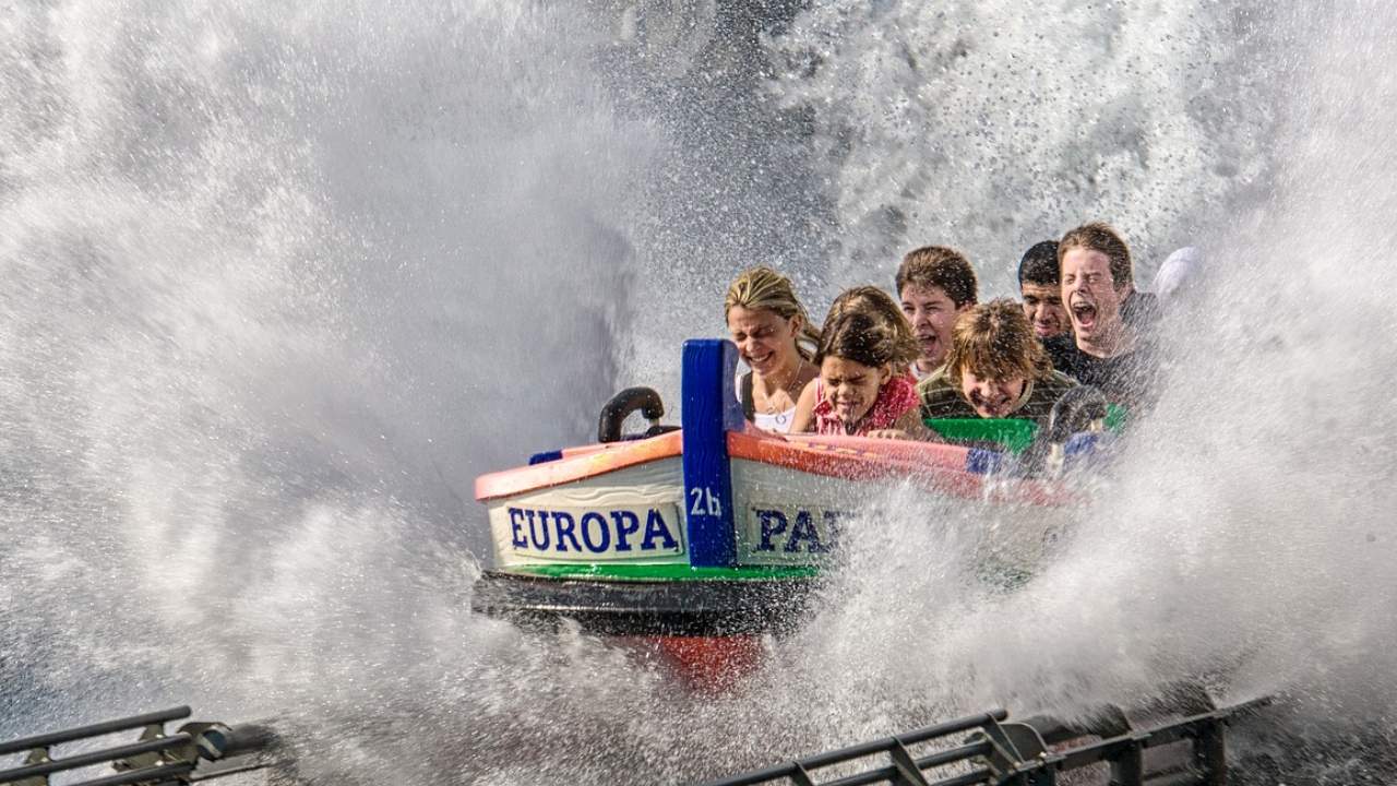 İsveç'te on yaşındaki çocuk lunaparkta boğuldu