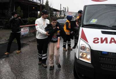 Sakarya'da 6'sı çocuk 8 kişi sobadan zehirlendi