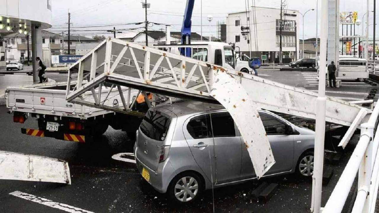 Tayfun "Shanshan" Japonya'da can kaybına yol açtı