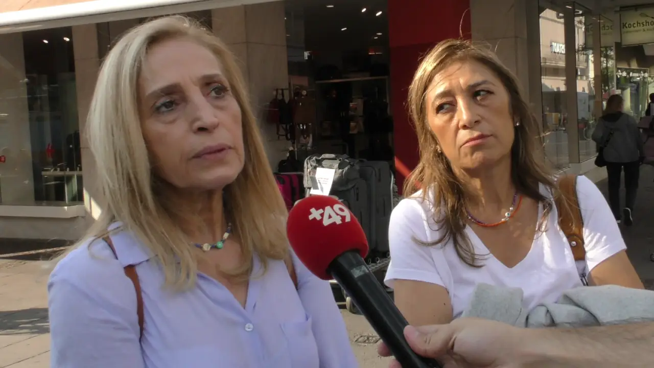 Almanya'da ev bulmak kolay mı: "İsmimizi duyunca telefonu kapatıyorlar!"