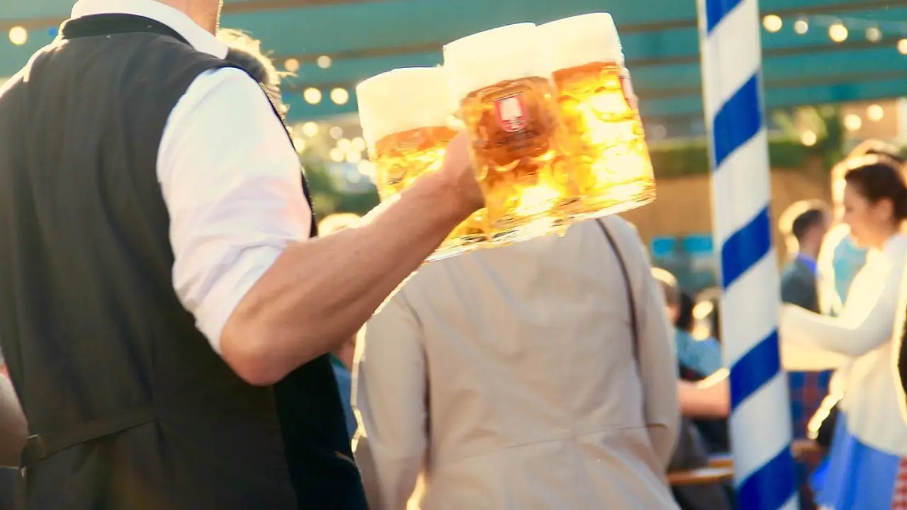 Oktoberfest'te ikinci ünlü skandalı: Uyuşturucu alırken yakalandı
