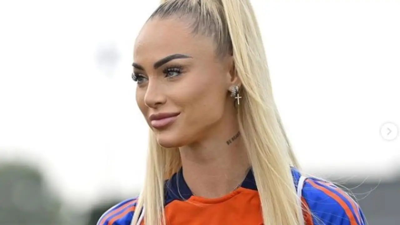 Futbolcu Alisha Lehmann soyuldu: Nakit paralar, elmas, mücevher ve saatler...