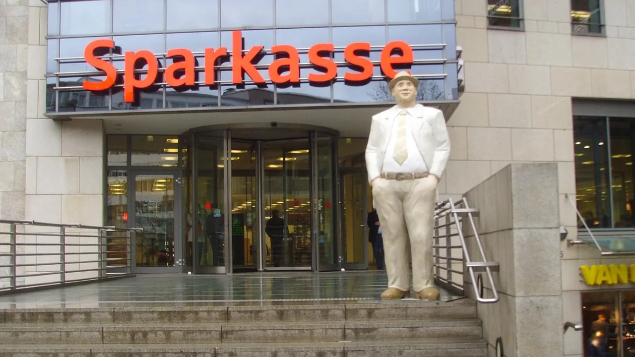 Faiz oranları yanlış hesaplandı... Sparkasse'da hesabı olanlar 1000 Euro alacak