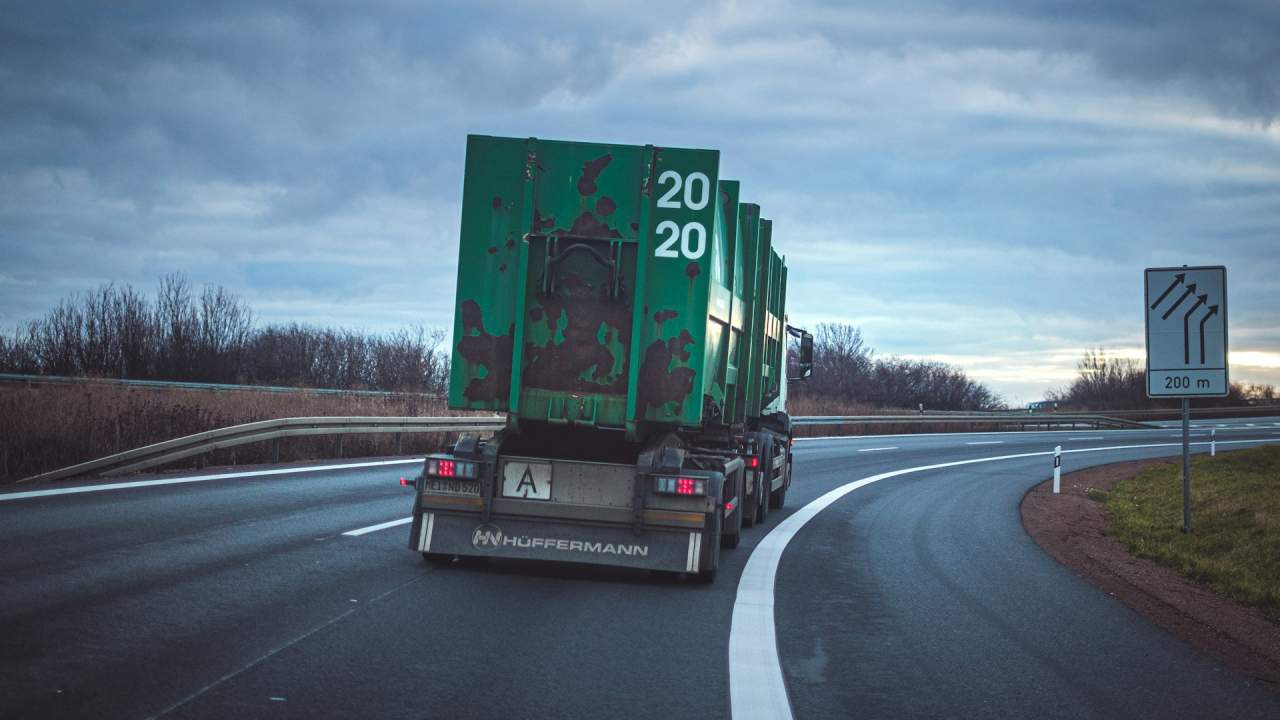 Kuzey Ren-Vestfalya'nın kritik yolu 6 günlüğüne trafiğe kapatıldı