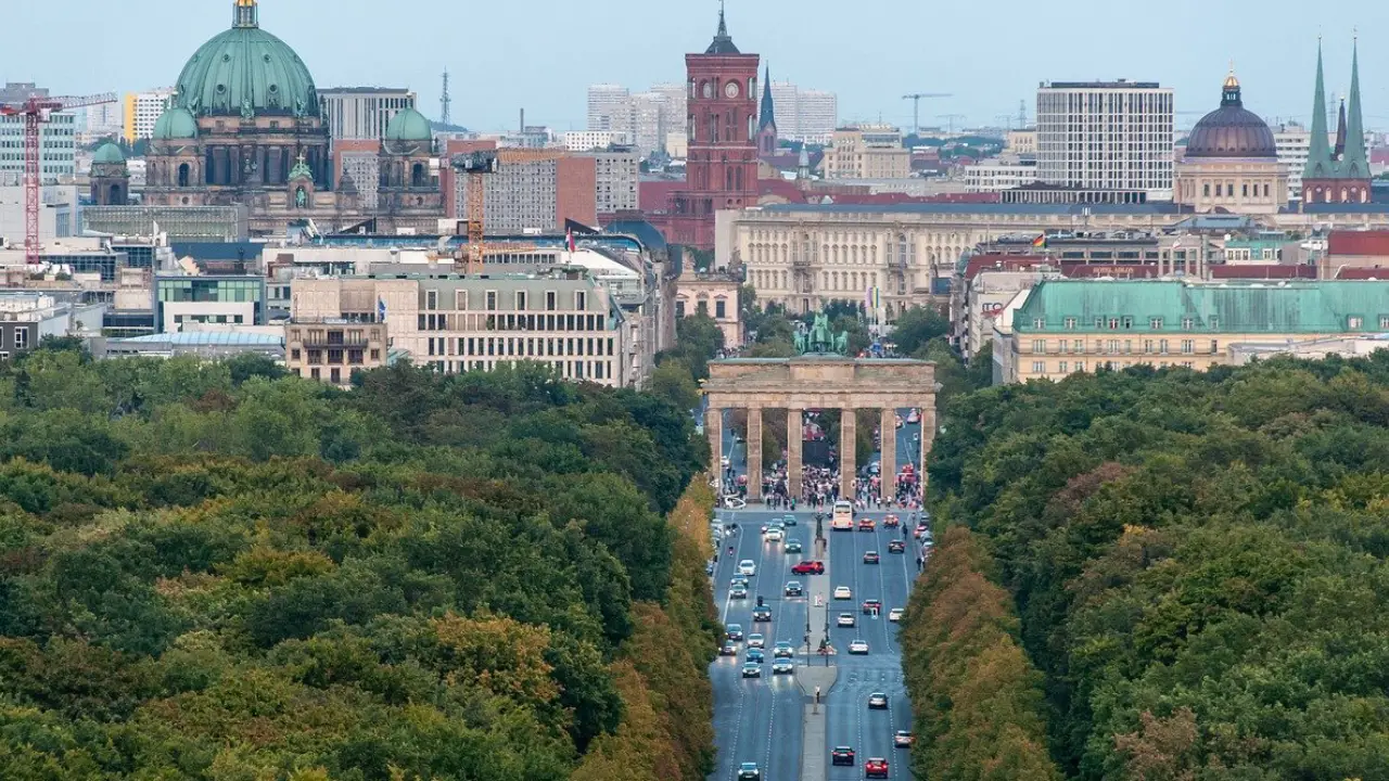 Berlin'de neler oluyor: Önce ucuz ulaşım kalktı, şimdi de ücretsiz müze kalkıyor