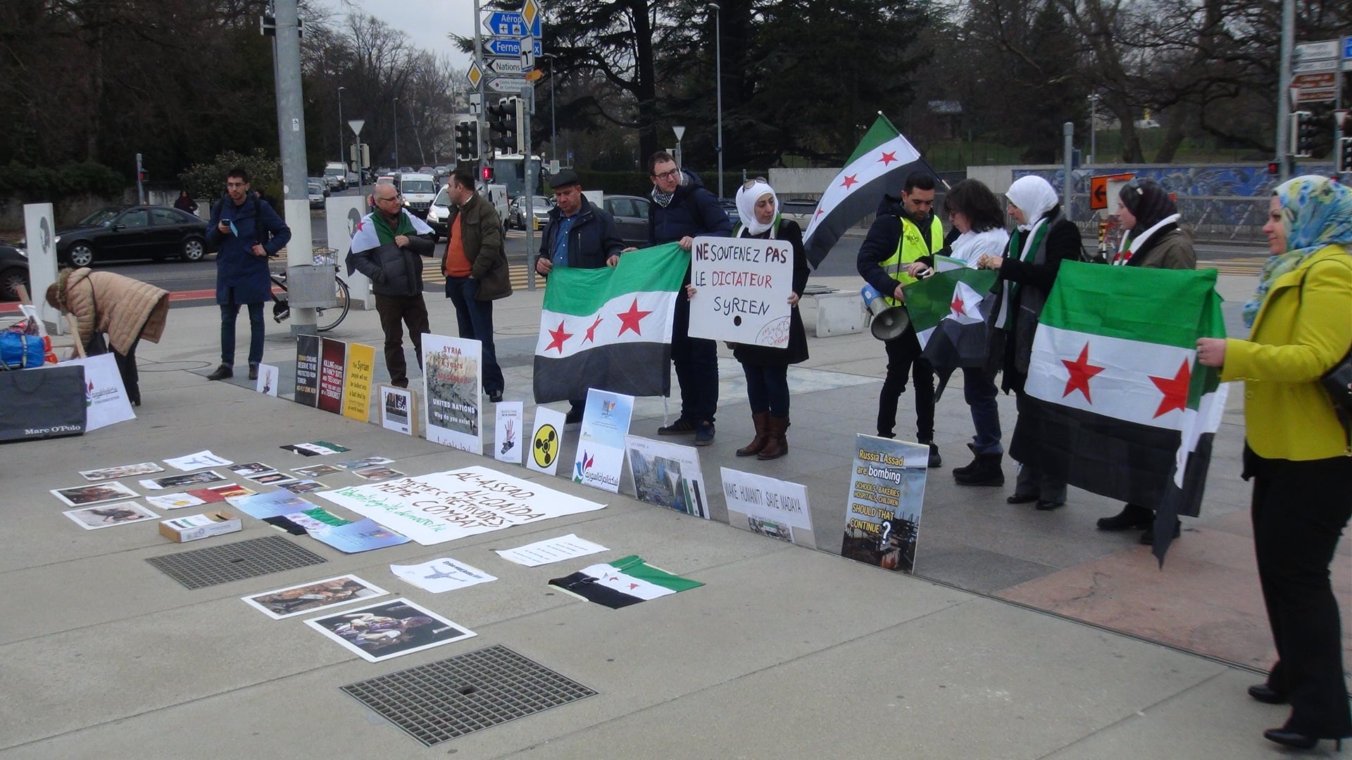 BM önünde Esad protestosu