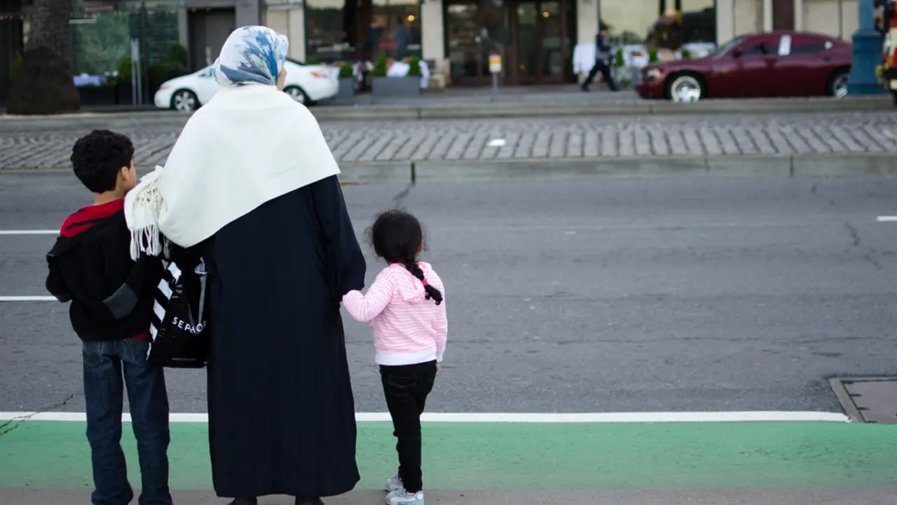 Almanya Suriyelilerin iltica başvurularını dondurdu