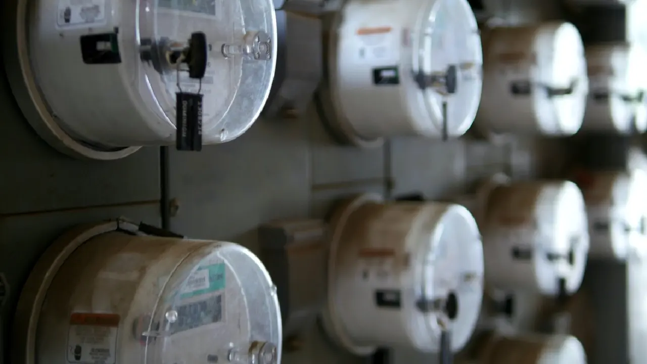Rüzgar durdu, Alman şirketleri elektriğe daha fazla para ödemeye başladı