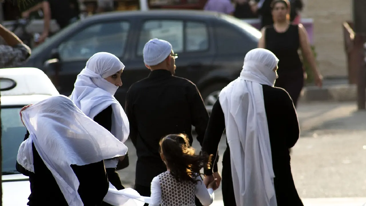 Almanya'dan Suriye açıklaması: HTŞ, Taliban gibi değil, yardım edeceğiz