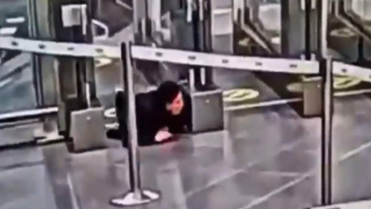 Belgrad Havalimanı’nda kaçış: Kadın güvenlik sistemlerini atlattı