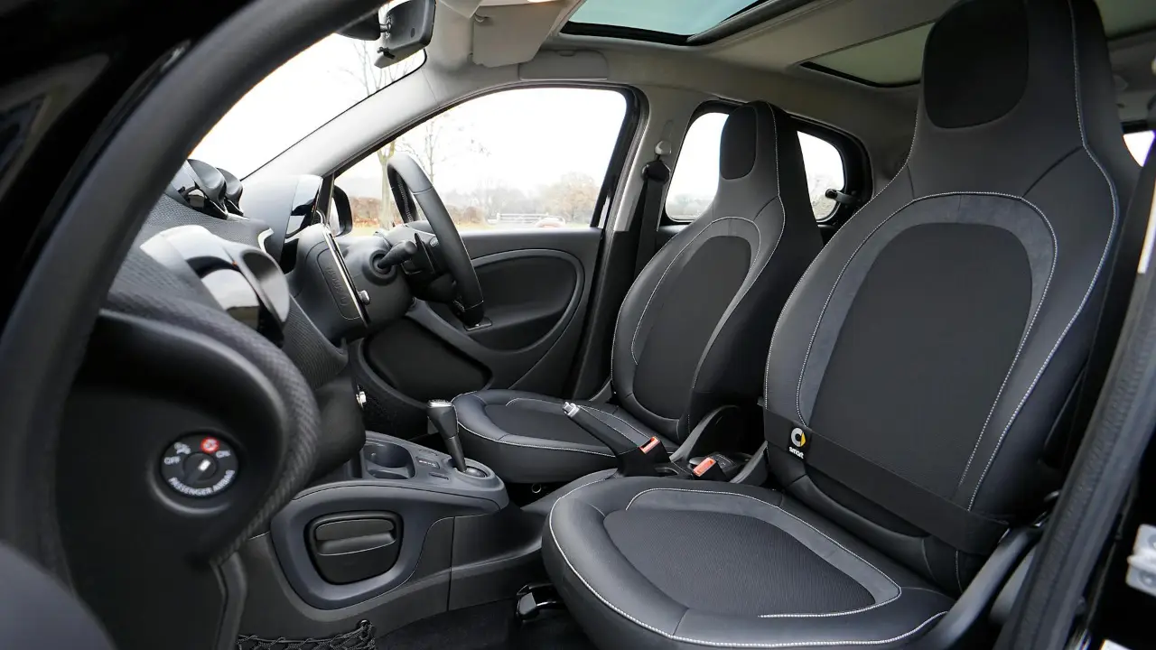 Sürücüler dikkat: Otomobiller için bu yeni güvenlik kuralları zorunlu oluyor