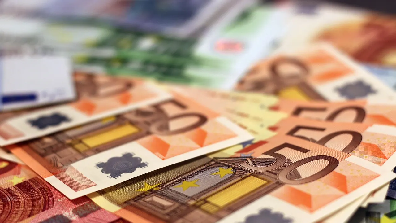Almanya'da asgari ücret 15 Euro'ya çıkacak!