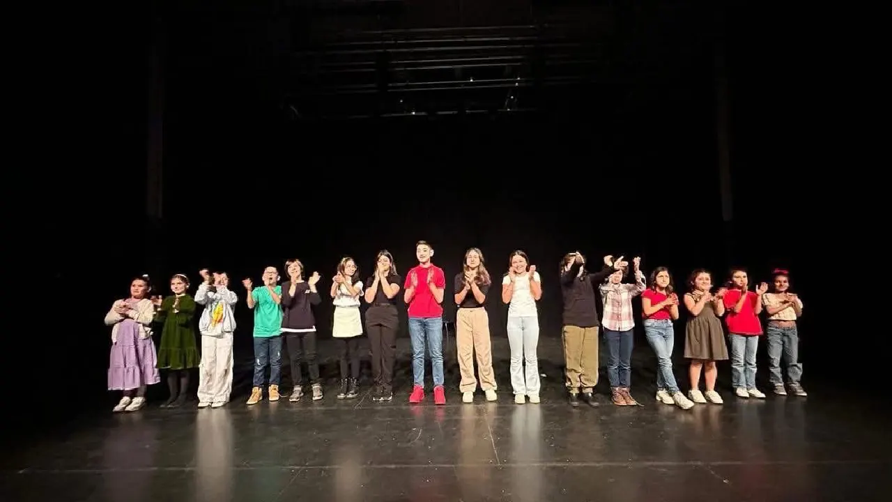 Belçika'da 6 Nisan'da ücretsiz tiyatro
